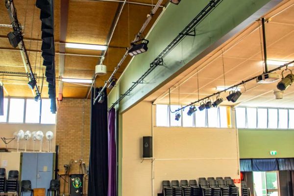 Yeronga-High-School-Trusts-In-Airius-Theatre-Cooling-Fans-4