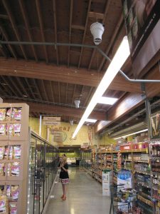 Airius-Supermarket-Cooling-&-Destratification-Fans-In-Grocery-Stores-7