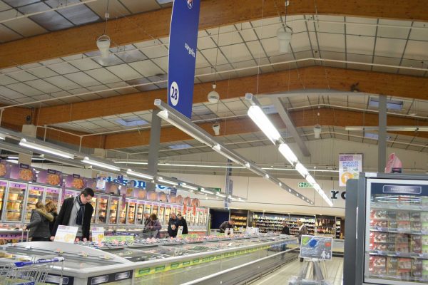 Airius-Cooling-&-Destratification-Fans-In-Grocery-Stores-8